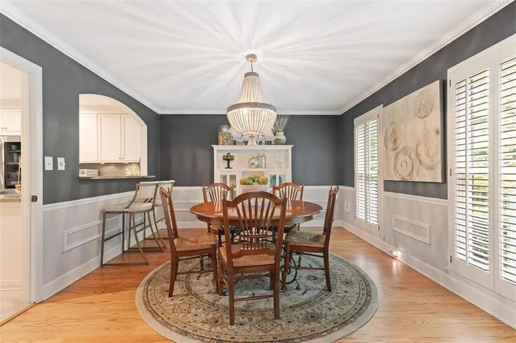 960 Lost Forest Drive, Sandy Springs, Georgia 30328, 6 Bedrooms Bedrooms, ,3 BathroomsBathrooms,Residential,For Sale,960 Lost Forest Drive,7582107