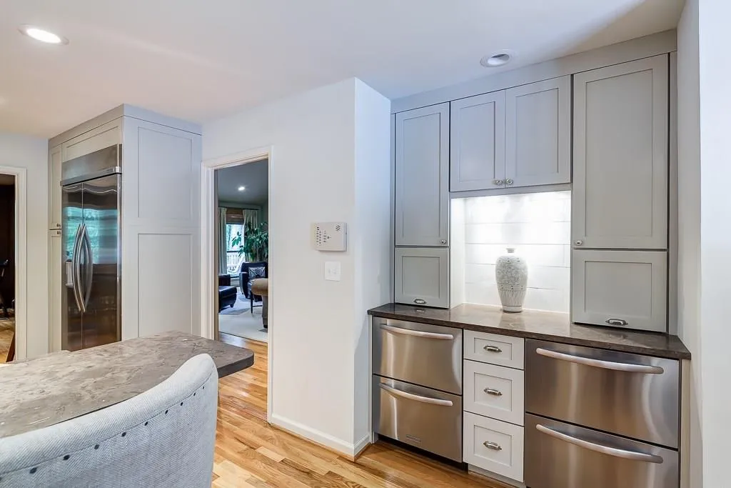 7315 Chattahoochee Bluff Drive, Sandy Springs, Georgia 30350, 4 Bedrooms Bedrooms, ,3 BathroomsBathrooms,Residential,Sold,7315 Chattahoochee Bluff Drive,5594345