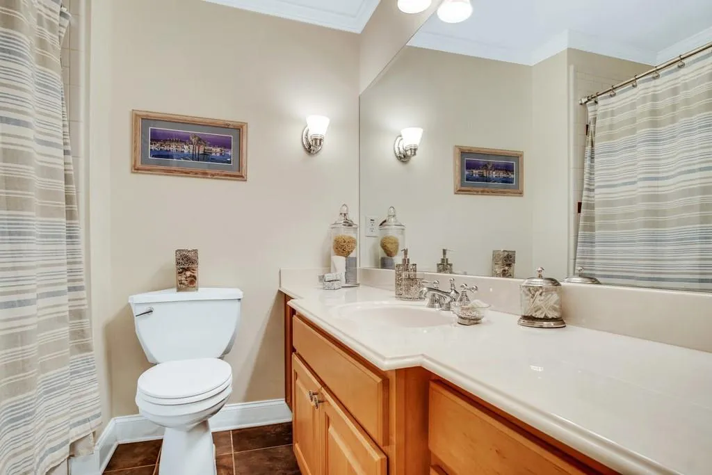 5047 Nesbit Ferry Lane, Sandy Springs, Georgia 30350, 5 Bedrooms Bedrooms, ,6 BathroomsBathrooms,Residential,Sold,5047 Nesbit Ferry Lane,6708103