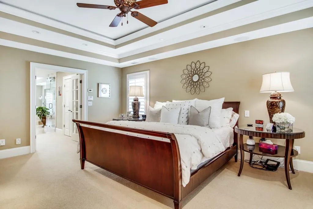 5047 Nesbit Ferry Lane, Sandy Springs, Georgia 30350, 5 Bedrooms Bedrooms, ,6 BathroomsBathrooms,Residential,Sold,5047 Nesbit Ferry Lane,6708103