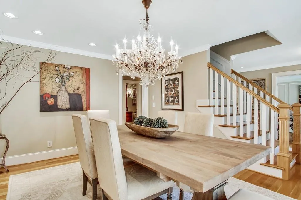 5047 Nesbit Ferry Lane, Sandy Springs, Georgia 30350, 5 Bedrooms Bedrooms, ,6 BathroomsBathrooms,Residential,Sold,5047 Nesbit Ferry Lane,6708103