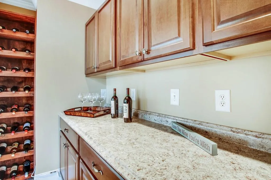 5047 Nesbit Ferry Lane, Sandy Springs, Georgia 30350, 5 Bedrooms Bedrooms, ,6 BathroomsBathrooms,Residential,Sold,5047 Nesbit Ferry Lane,6708103