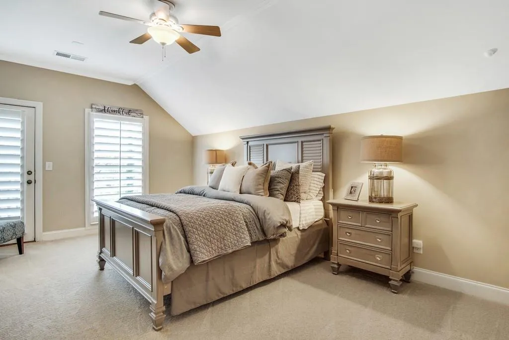 5047 Nesbit Ferry Lane, Sandy Springs, Georgia 30350, 5 Bedrooms Bedrooms, ,6 BathroomsBathrooms,Residential,Sold,5047 Nesbit Ferry Lane,6708103