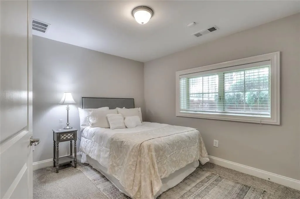 191 Le Gran Court, Sandy Springs, Georgia 30328, 2 Bedrooms Bedrooms, ,2 BathroomsBathrooms,Residential,Sold,191 Le Gran Court,6038231