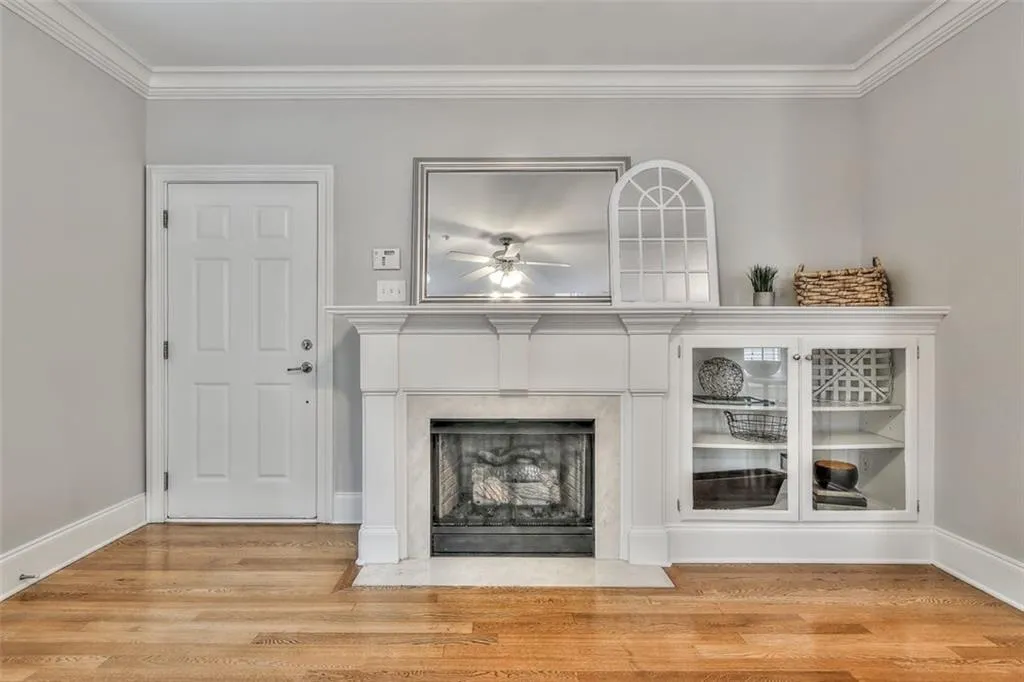 191 Le Gran Court, Sandy Springs, Georgia 30328, 2 Bedrooms Bedrooms, ,2 BathroomsBathrooms,Residential,Sold,191 Le Gran Court,6038231