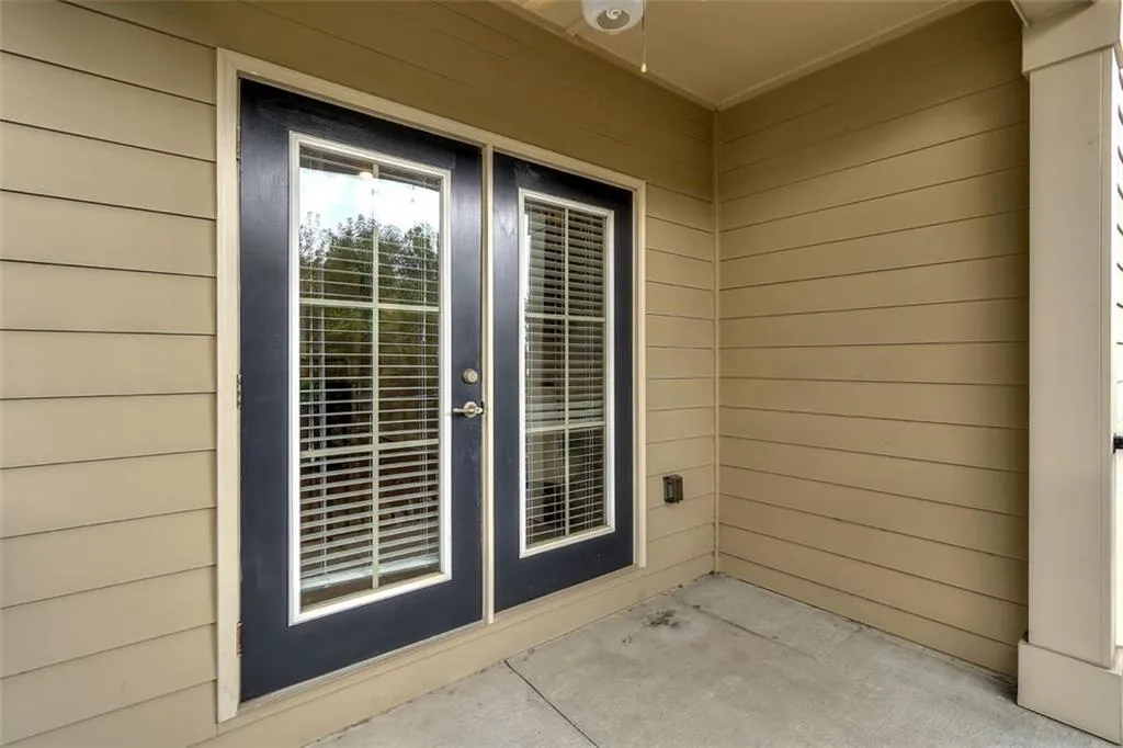 191 Le Gran Court, Sandy Springs, Georgia 30328, 2 Bedrooms Bedrooms, ,2 BathroomsBathrooms,Residential,Sold,191 Le Gran Court,6038231