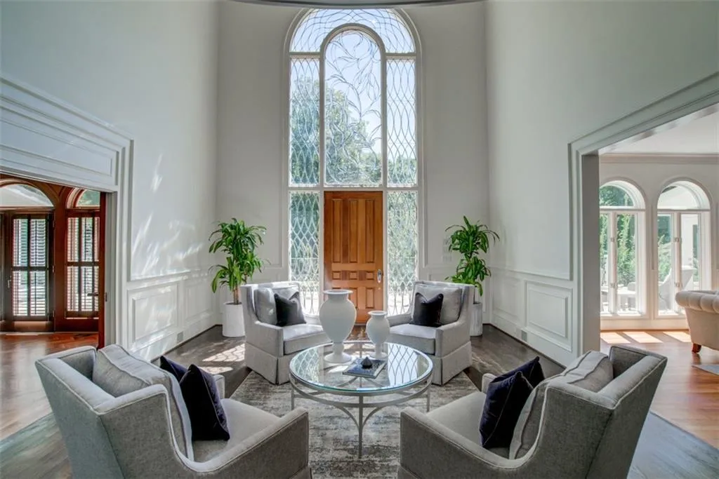 70 Finch Forest Trail, Sandy Springs, Georgia 30327, 8 Bedrooms Bedrooms, ,7 BathroomsBathrooms,Residential,Sold,70 Finch Forest Trail,6691477