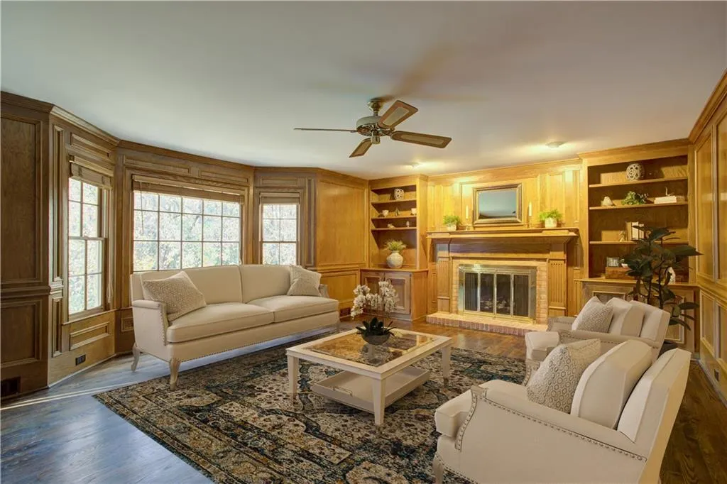 2400 Kimbrough Court, Sandy Springs, Georgia 30350, 4 Bedrooms Bedrooms, ,4 BathroomsBathrooms,Residential,Sold,2400 Kimbrough Court,6976966