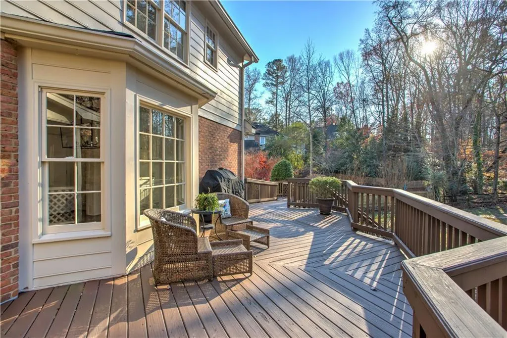 2400 Kimbrough Court, Sandy Springs, Georgia 30350, 4 Bedrooms Bedrooms, ,4 BathroomsBathrooms,Residential,Sold,2400 Kimbrough Court,6976966
