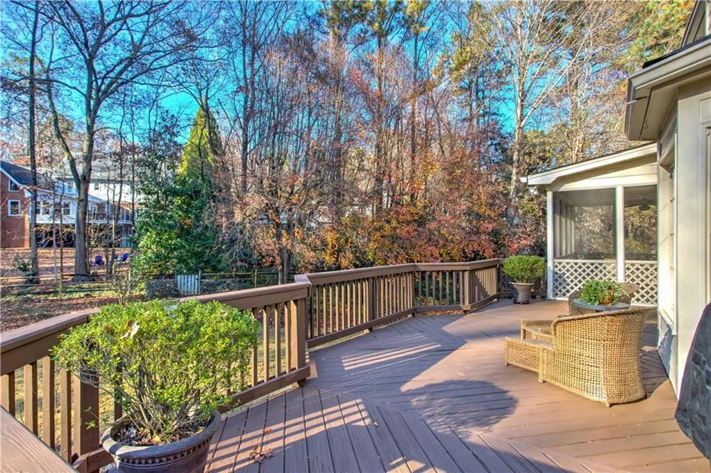 2400 Kimbrough Court, Sandy Springs, Georgia 30350, 4 Bedrooms Bedrooms, ,4 BathroomsBathrooms,Residential,Sold,2400 Kimbrough Court,6976966