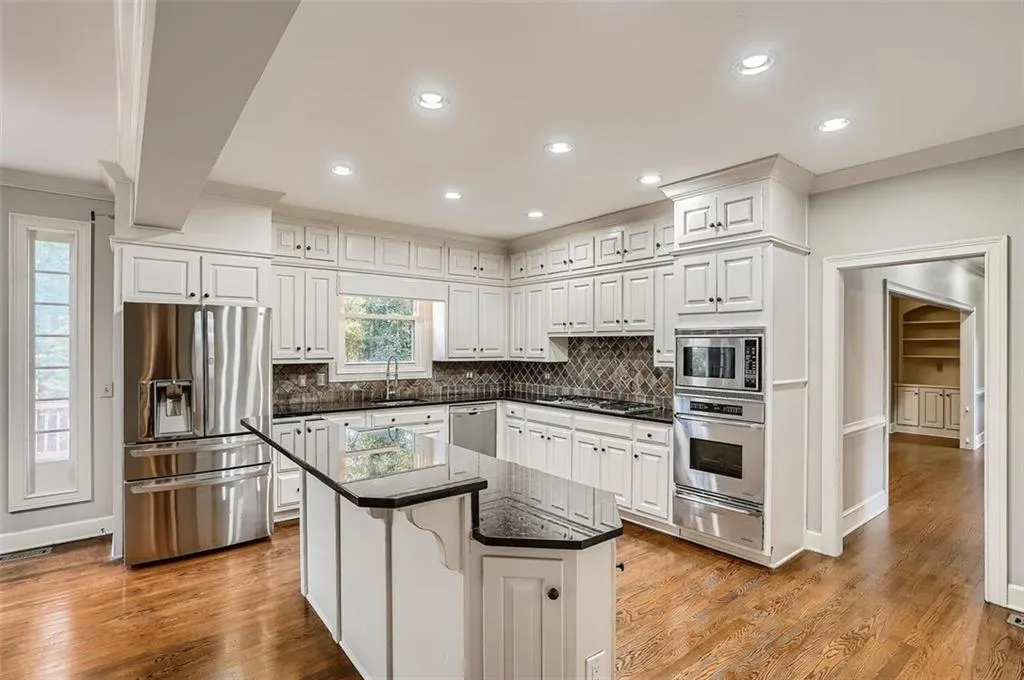 255 Gold Creek Court, Atlanta, Georgia 30350, 6 Bedrooms Bedrooms, ,5 BathroomsBathrooms,Residential,Sold,255 Gold Creek Court,6962559