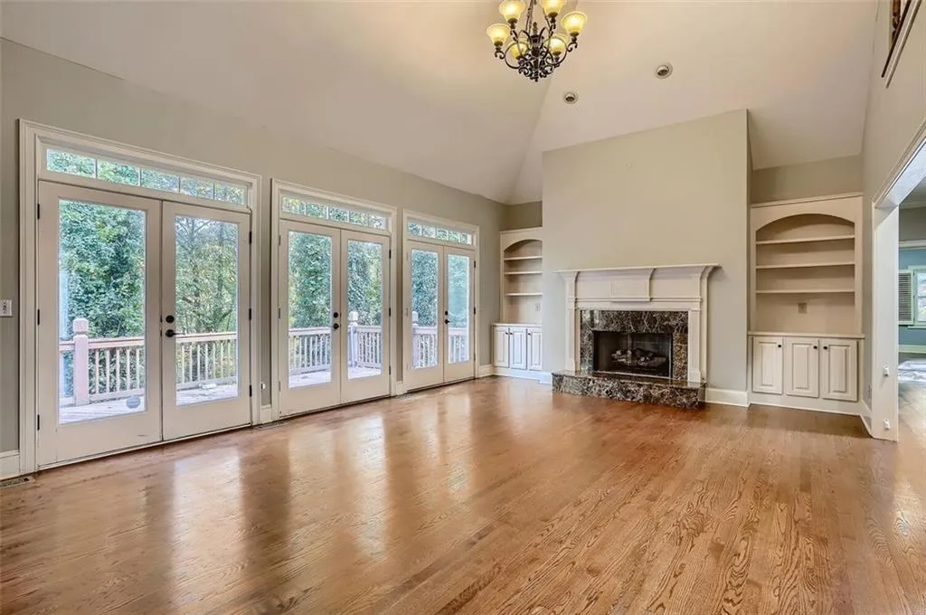 255 Gold Creek Court, Atlanta, Georgia 30350, 6 Bedrooms Bedrooms, ,5 BathroomsBathrooms,Residential,Sold,255 Gold Creek Court,6962559