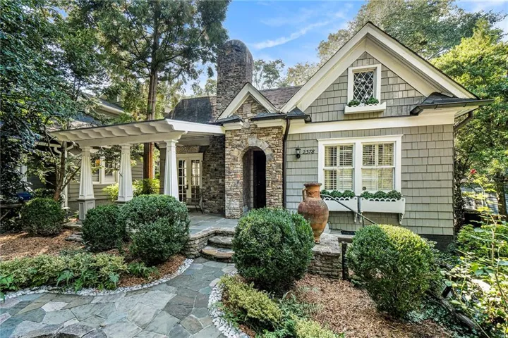 2378 Glenwood Drive Ne, Atlanta, Georgia 30305