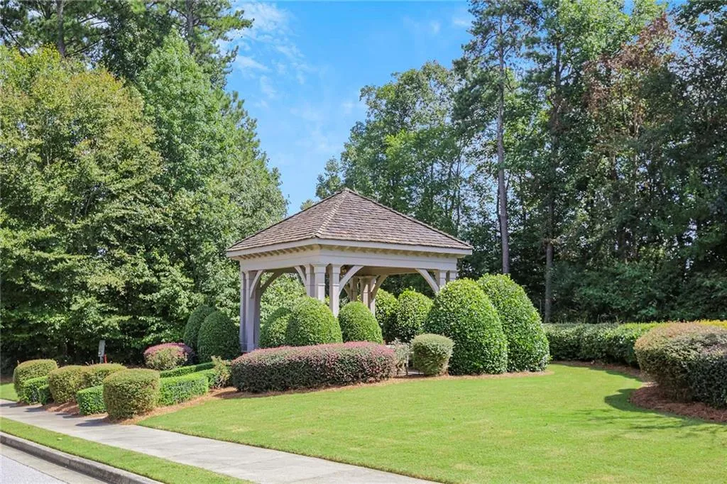 3935 Dahlwiny Court, Atlanta, Georgia 30350, 5 Bedrooms Bedrooms, ,4 BathroomsBathrooms,Residential,Sold,3935 Dahlwiny Court,7271831