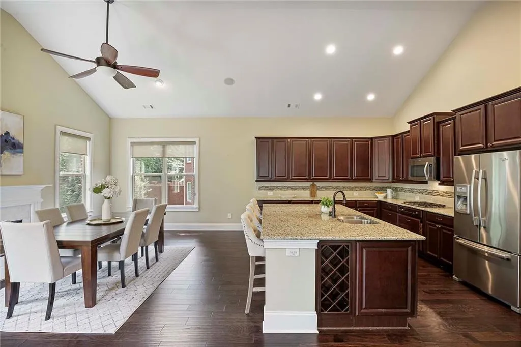 3935 Dahlwiny Court, Atlanta, Georgia 30350, 5 Bedrooms Bedrooms, ,4 BathroomsBathrooms,Residential,Sold,3935 Dahlwiny Court,7271831