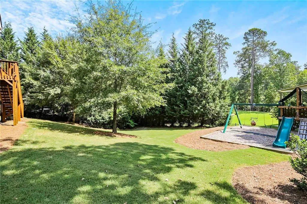 3935 Dahlwiny Court, Atlanta, Georgia 30350, 5 Bedrooms Bedrooms, ,4 BathroomsBathrooms,Residential,Sold,3935 Dahlwiny Court,7271831