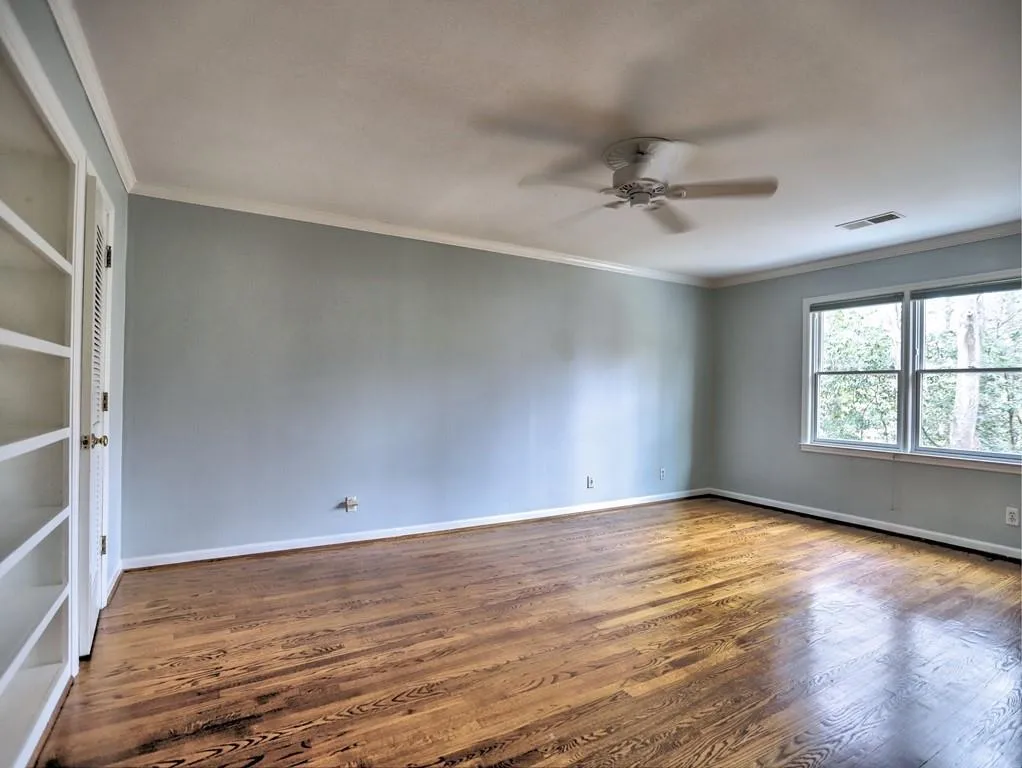 320 Thornwood Drive, Sandy Springs, Georgia 30328, 5 Bedrooms Bedrooms, ,4 BathroomsBathrooms,Residential,Sold,320 Thornwood Drive,6996546