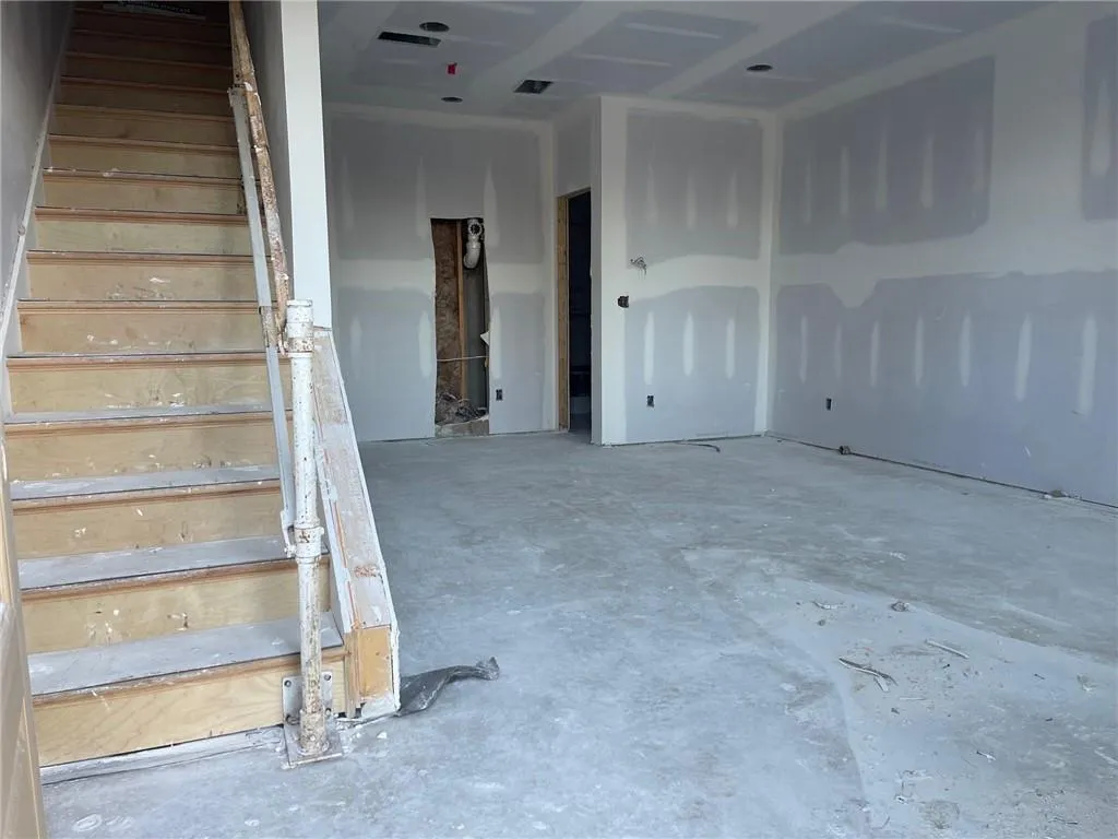 6751 Prelude Drive Unit 208, Sandy Springs, Georgia 30328, 3 Bedrooms Bedrooms, ,4 BathroomsBathrooms,Residential,Sold,6751 Prelude Drive Unit 208,7143111