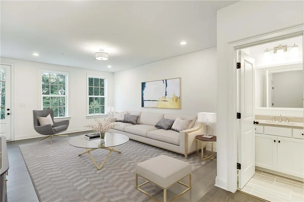 6751 Prelude Drive Unit 208, Sandy Springs, Georgia 30328, 3 Bedrooms Bedrooms, ,4 BathroomsBathrooms,Residential,Sold,6751 Prelude Drive Unit 208,7143111