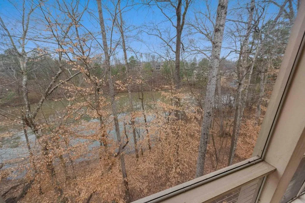 933 Altamira Lane, Atlanta, Georgia 30350, 4 Bedrooms Bedrooms, ,4 BathroomsBathrooms,Residential,Sold,933 Altamira Lane,6118621