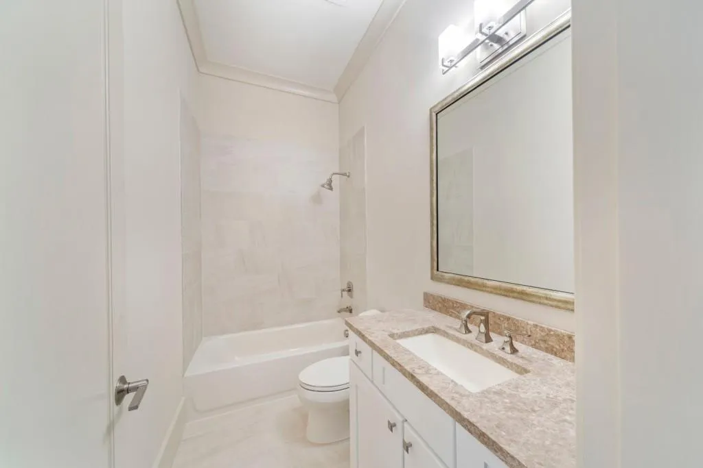 933 Altamira Lane, Atlanta, Georgia 30350, 4 Bedrooms Bedrooms, ,4 BathroomsBathrooms,Residential,Sold,933 Altamira Lane,6118621