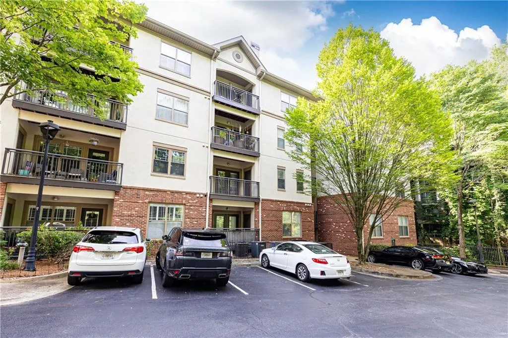 5559 Glenridge Drive Unit 2207, Atlanta, Georgia 30342, 2 Bedrooms Bedrooms, ,2 BathroomsBathrooms,Residential,Sold,5559 Glenridge Drive Unit 2207,7398435