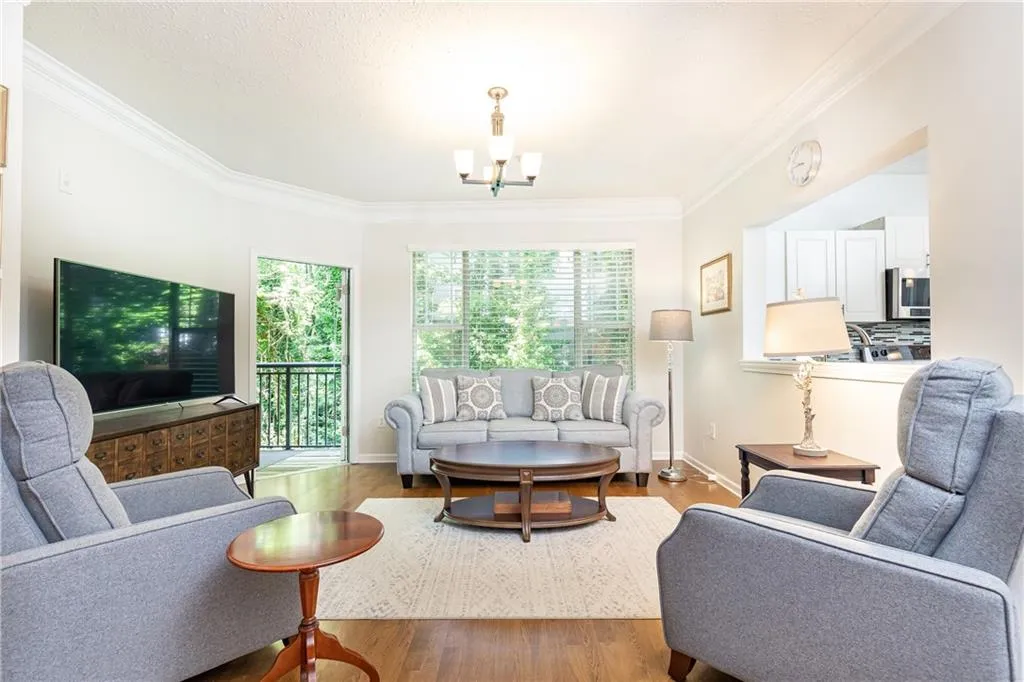 5559 Glenridge Drive Unit 2207, Atlanta, Georgia 30342, 2 Bedrooms Bedrooms, ,2 BathroomsBathrooms,Residential,Sold,5559 Glenridge Drive Unit 2207,7398435