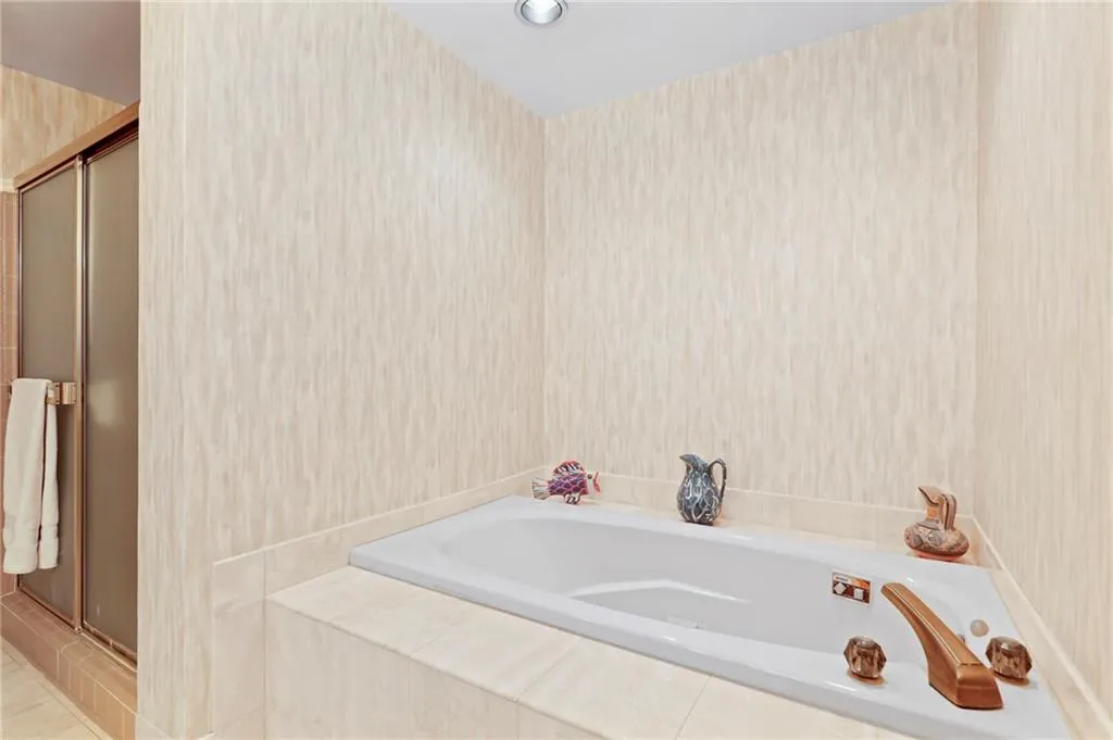 265 Cameron Ridge Drive, Sandy Springs, Georgia 30328, 5 Bedrooms Bedrooms, ,3 BathroomsBathrooms,Residential,Sold,265 Cameron Ridge Drive,6847280