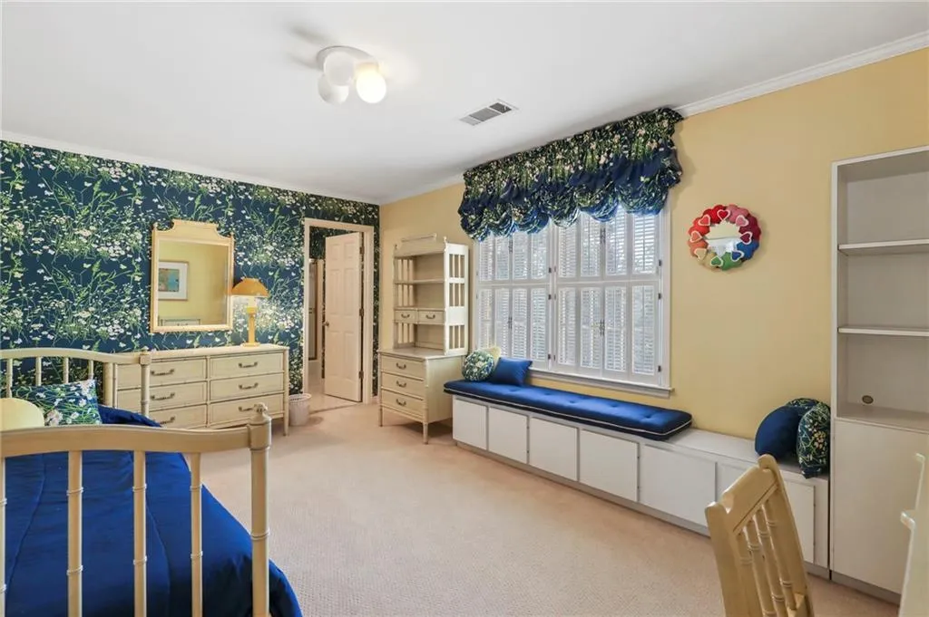 265 Cameron Ridge Drive, Sandy Springs, Georgia 30328, 5 Bedrooms Bedrooms, ,3 BathroomsBathrooms,Residential,Sold,265 Cameron Ridge Drive,6847280