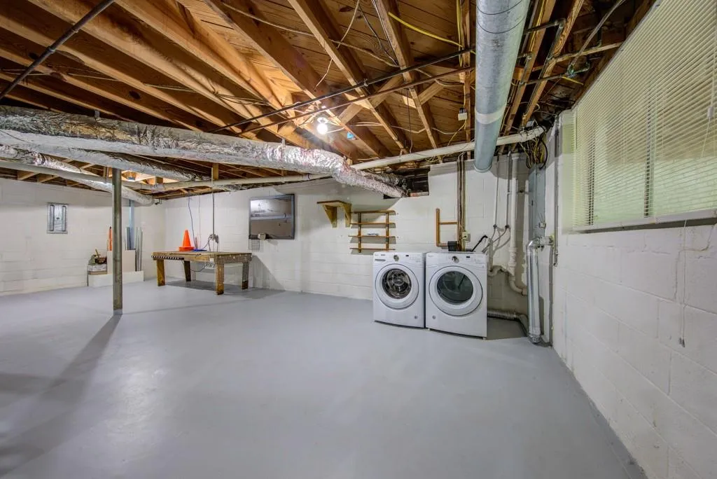 110 Wyndham Drive, Atlanta, Georgia 30328, 3 Bedrooms Bedrooms, ,2 BathroomsBathrooms,Residential,Sold,110 Wyndham Drive,7163763