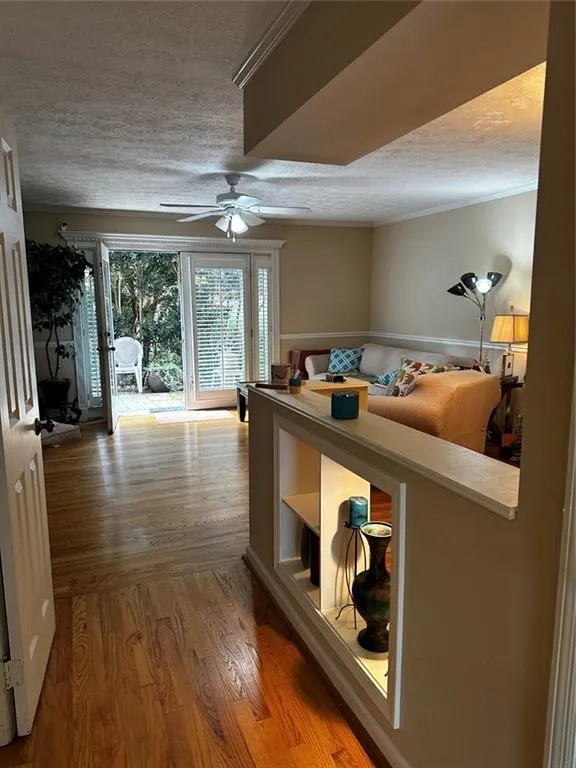 6700 Roswell Road Unit 19e, Atlanta, Georgia 30328, 2 Bedrooms Bedrooms, ,1 BathroomBathrooms,Residential,Sold,6700 Roswell Road Unit 19e,7279072