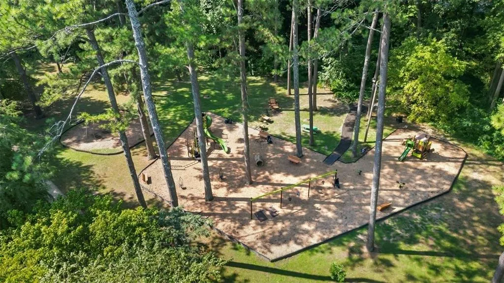Atlanta, Georgia 30309, 4 Bedrooms Bedrooms, ,3 BathroomsBathrooms,Residential,For Sale,7601881