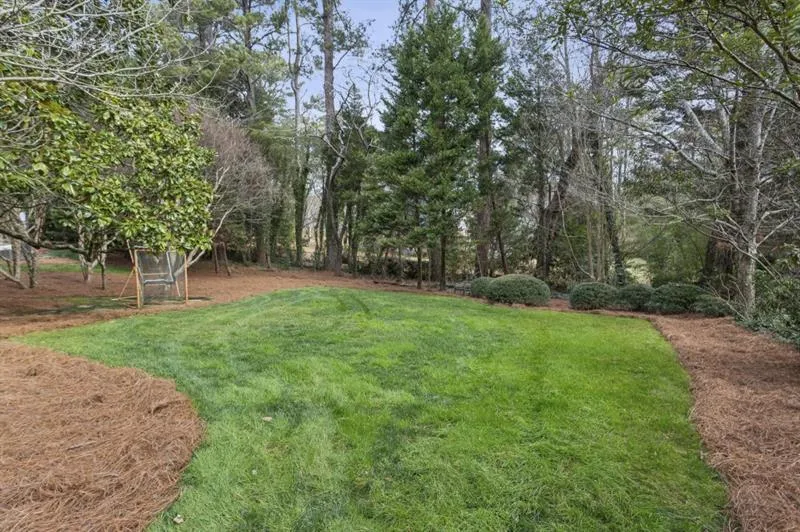 305 Forrest Lake Drive, Sandy Springs, Georgia 30327, 6 Bedrooms Bedrooms, ,7 BathroomsBathrooms,Residential,For Sale,305 Forrest Lake Drive,7760154