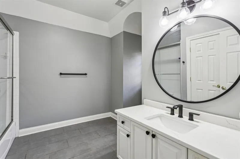 305 Forrest Lake Drive, Sandy Springs, Georgia 30327, 6 Bedrooms Bedrooms, ,7 BathroomsBathrooms,Residential,For Sale,305 Forrest Lake Drive,7760154