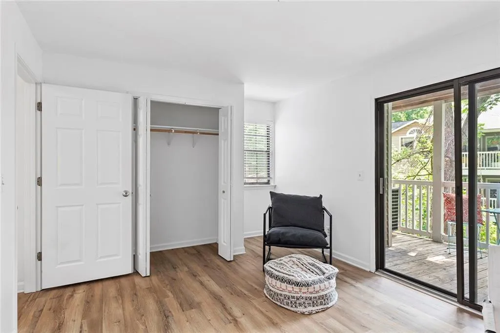 510 Barrington Hills Drive, Sandy Springs, Georgia 30350, 2 Bedrooms Bedrooms, ,2 BathroomsBathrooms,Residential,Sold,510 Barrington Hills Drive,7211067