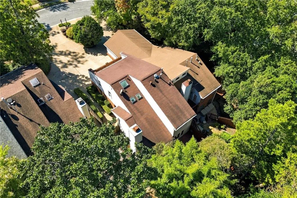 1831 Rockridge Place Ne, Atlanta, Georgia 30324, 2 Bedrooms Bedrooms, 0 ,2 BathroomsBathrooms,Residential,For Sale,1831 Rockridge Place Ne,7845892