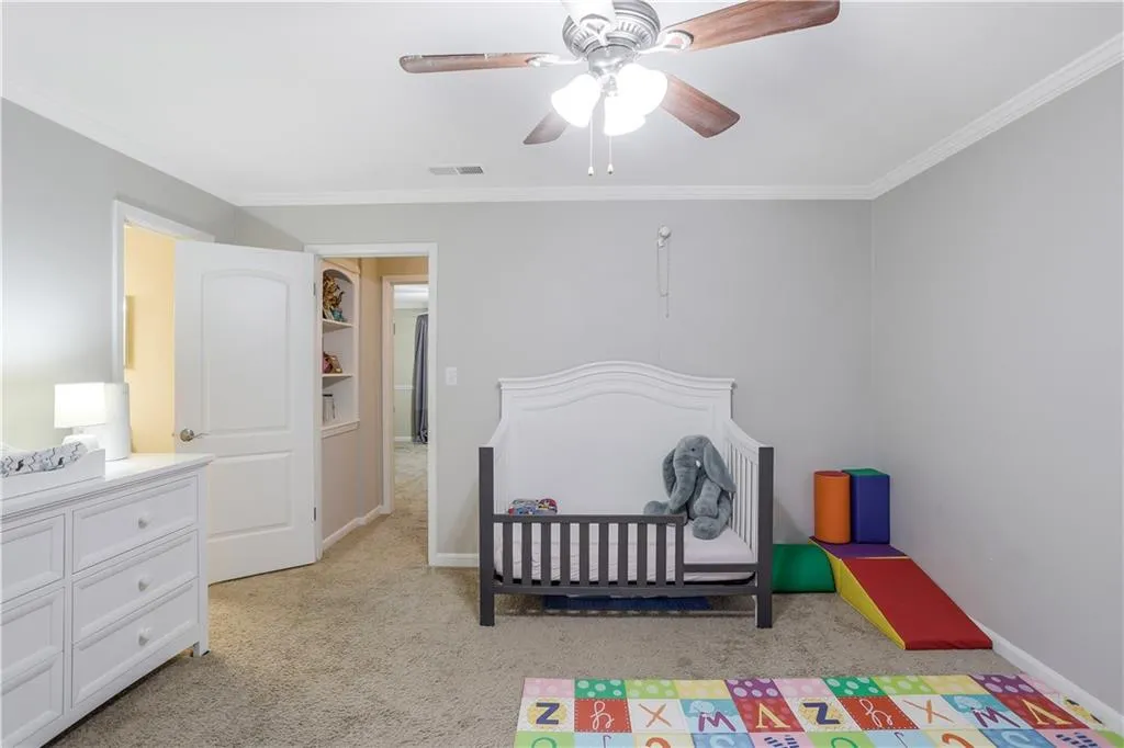 6900 Roswell Road Unit L10, Atlanta, Georgia 30328, 2 Bedrooms Bedrooms, ,2 BathroomsBathrooms,Residential,Sold,6900 Roswell Road Unit L10,6955803