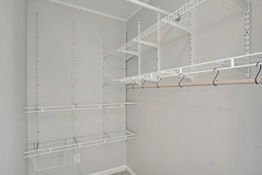 6940 Roswell Road Unit 25c, Sandy Springs, Georgia 30328, 2 Bedrooms Bedrooms, ,1 BathroomBathrooms,Residential,Sold,6940 Roswell Road Unit 25c,6535299