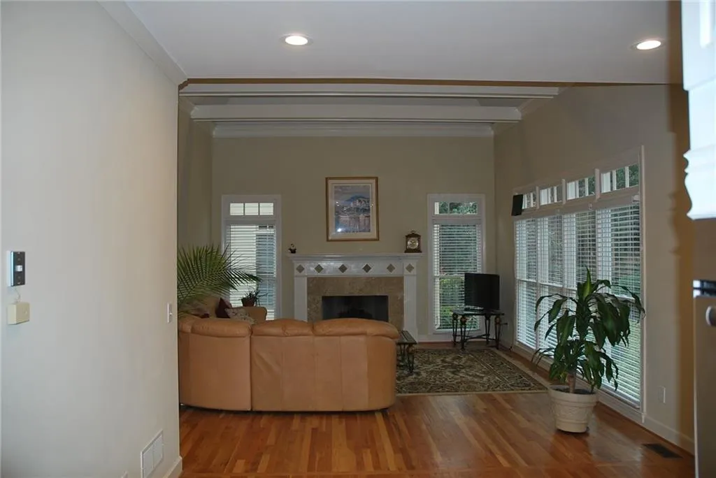 1103 Fairway Gardens, Brookhaven, Georgia 30319, 4 Bedrooms Bedrooms, ,4 BathroomsBathrooms,Residential,Sold,1103 Fairway Gardens,5807584