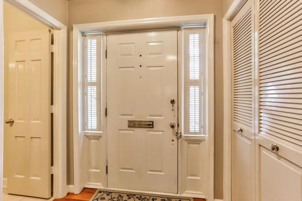 4620 Wieuca Road Ne Unit 61, Atlanta, Georgia 30342, 3 Bedrooms Bedrooms, ,2 BathroomsBathrooms,Residential,Sold,4620 Wieuca Road Ne Unit 61,5938074