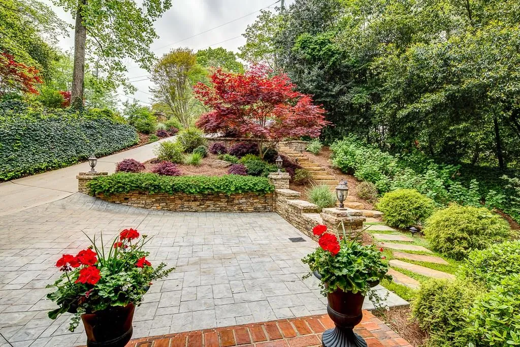 960 Winding Creek Trail, Sandy Springs, Georgia 30328, 5 Bedrooms Bedrooms, ,5 BathroomsBathrooms,Residential,Sold,960 Winding Creek Trail,5742008