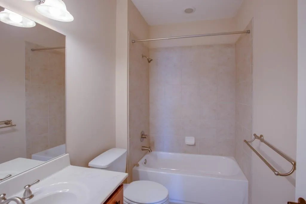 943 Delaronde Court, Atlanta, Georgia 30328, 4 Bedrooms Bedrooms, ,3 BathroomsBathrooms,Residential,Sold,943 Delaronde Court,5839373 943 Delaronde Court, Atlanta, Georgia 30328, 4 Bedrooms Bedrooms, ,3 BathroomsBathrooms,Residential,Sold,943 Delaronde Court,5839373