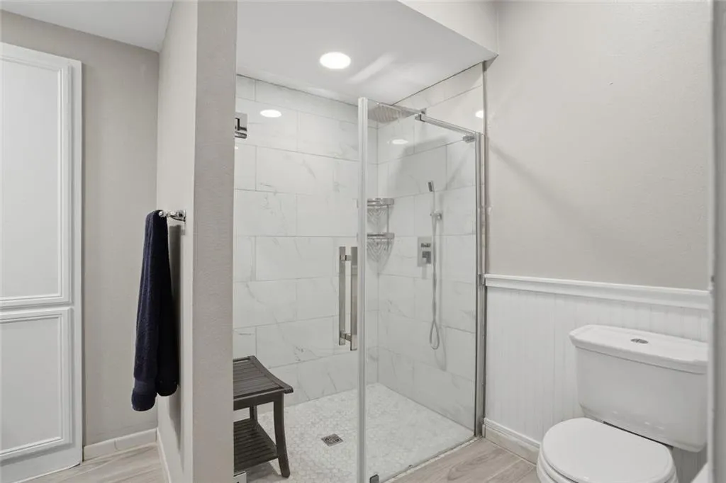 Step-less, Tiled Oversized Shower