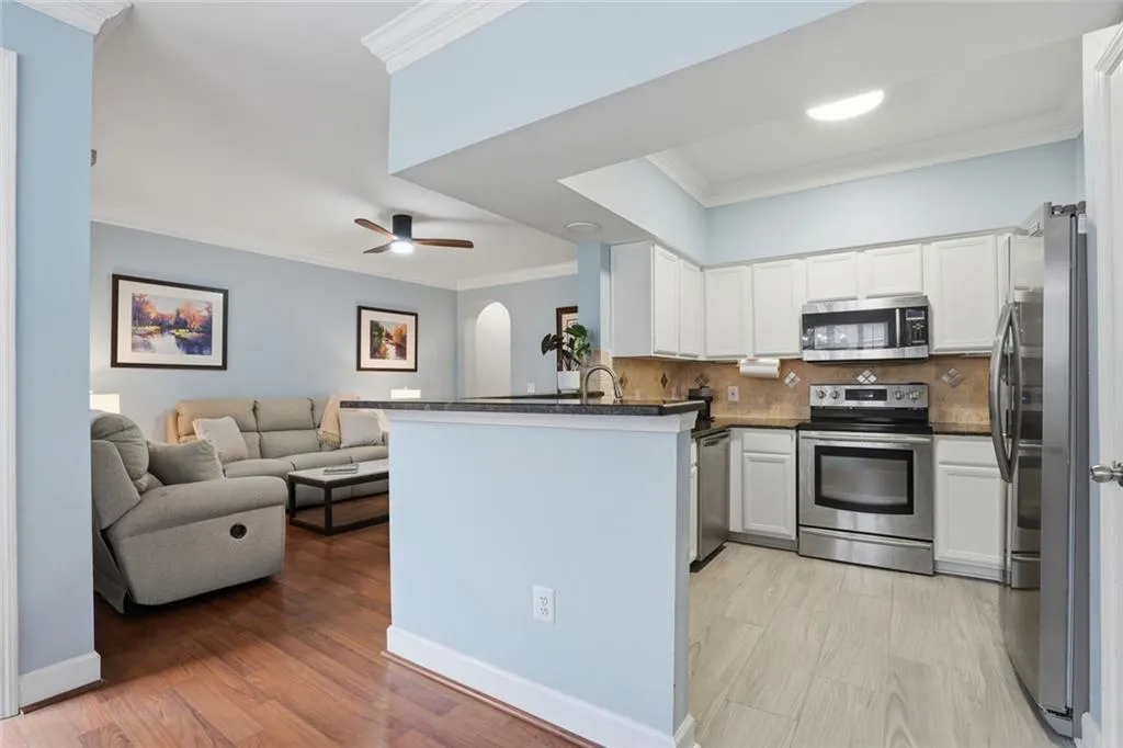 Open Floor plan is great fro entertaining