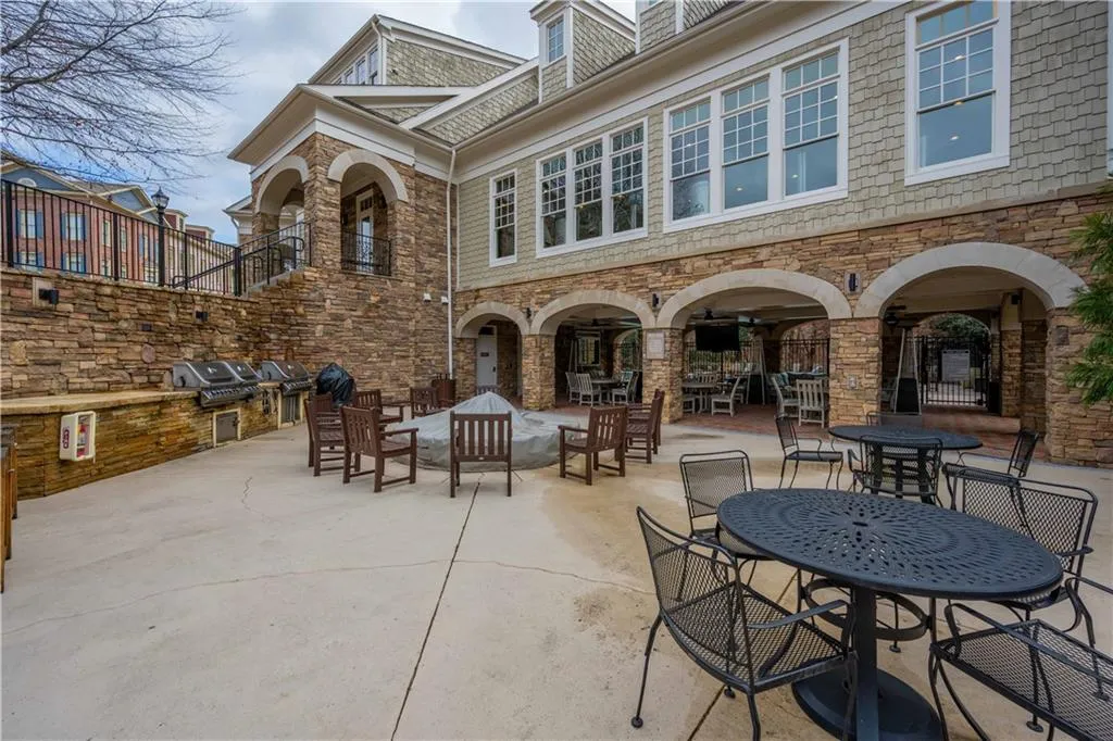 200 River Vista Drive Unit 532, Atlanta, Georgia 30339, 1 Bedroom Bedrooms, ,1 BathroomBathrooms,Residential,Sold,200 River Vista Drive Unit 532,7505446