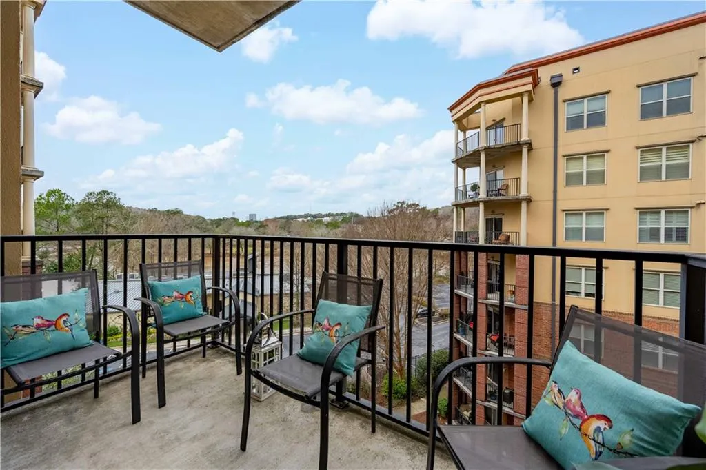 200 River Vista Drive Unit 532, Atlanta, Georgia 30339, 1 Bedroom Bedrooms, ,1 BathroomBathrooms,Residential,Sold,200 River Vista Drive Unit 532,7505446