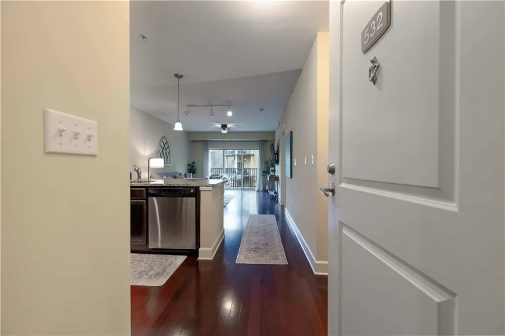 200 River Vista Drive Unit 532, Atlanta, Georgia 30339, 1 Bedroom Bedrooms, ,1 BathroomBathrooms,Residential,Sold,200 River Vista Drive Unit 532,7505446