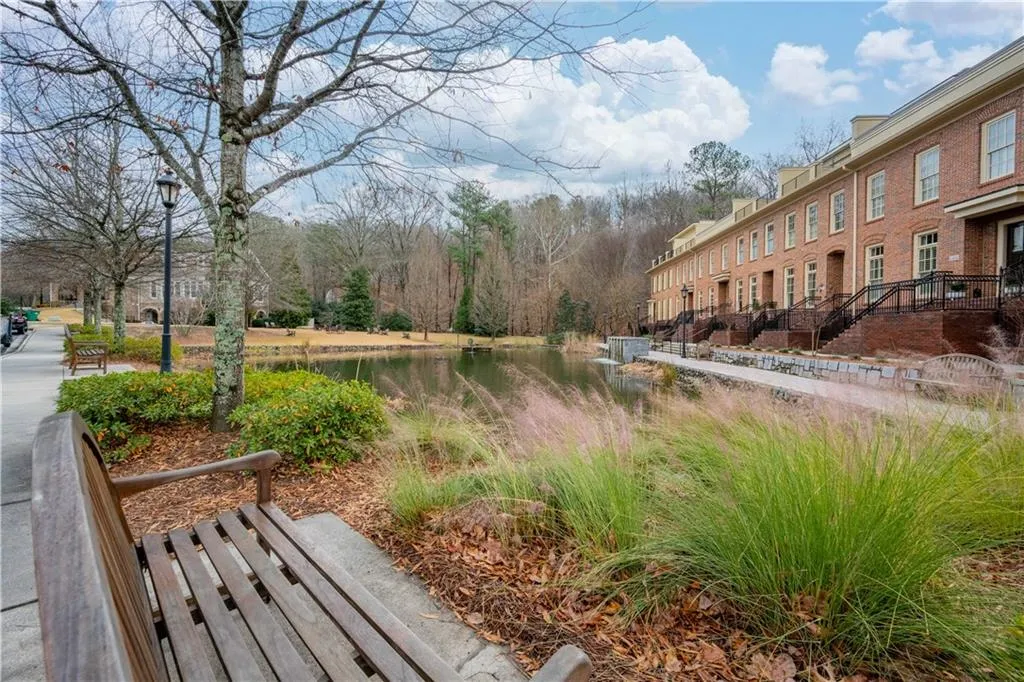 200 River Vista Drive Unit 532, Atlanta, Georgia 30339, 1 Bedroom Bedrooms, ,1 BathroomBathrooms,Residential,Sold,200 River Vista Drive Unit 532,7505446