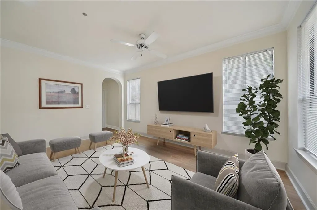 3777 Peachtree Road Ne Unit 1007, Atlanta, Georgia 30319, 2 Bedrooms Bedrooms, ,2 BathroomsBathrooms,Residential,For Sale,3777 Peachtree Road Ne Unit 1007,7625499