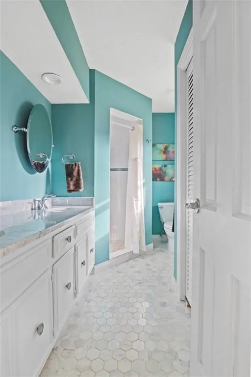 325 Westerhall Court, Atlanta, Georgia 30328, 3 Bedrooms Bedrooms, ,2 BathroomsBathrooms,Residential,Sold,325 Westerhall Court,7005042